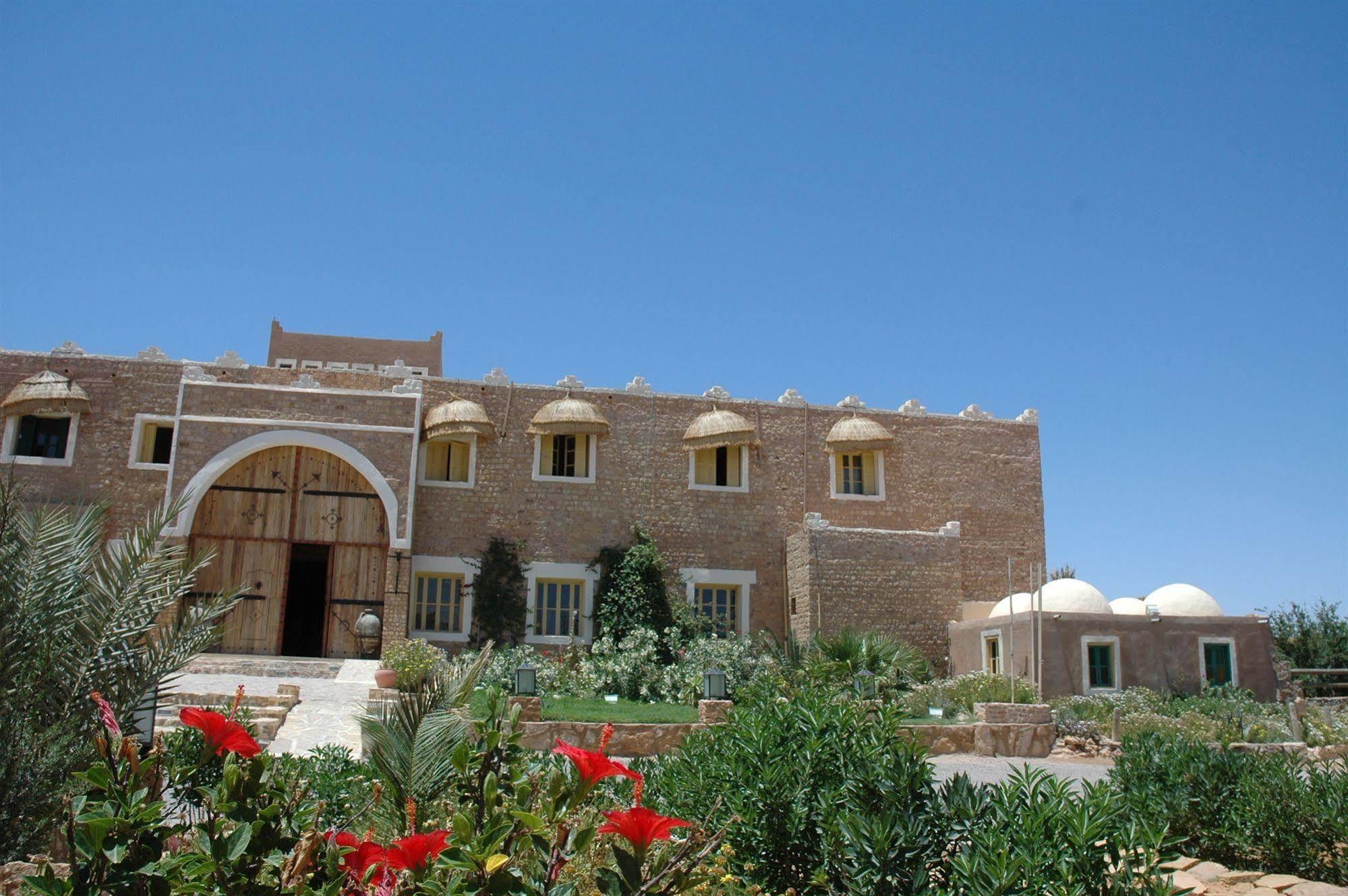 Hotel Dakyanus Tataouine Exterior photo